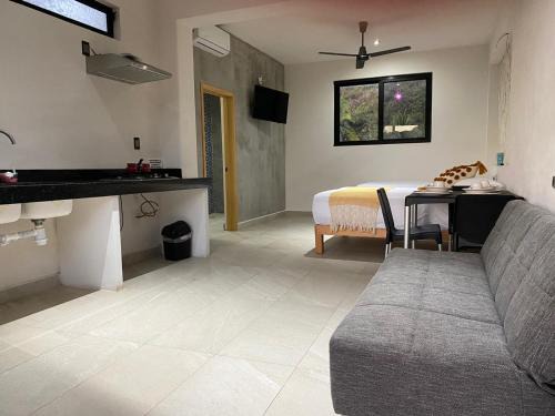 Los Ayala Hotel | Kavali
