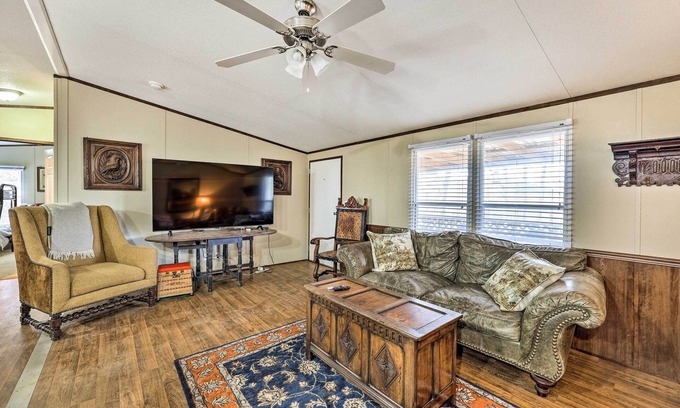 Ozark Cabina | ‘Keane Ranch 2’ Mtn Cabin w/ 300 Acres in Ozark!