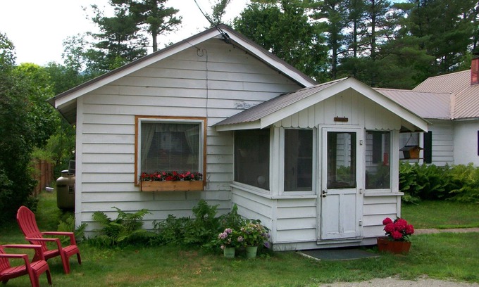 Keene Cabaña | Keene Cozy Cottage en el corazón de las montañas Adirondack!