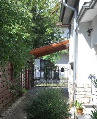 Veszprem Casa | Kertes