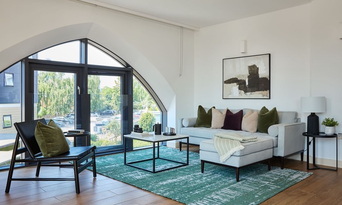 London Borough of Hounslow Apartamento | Kew Bridge by Viridian Apartments