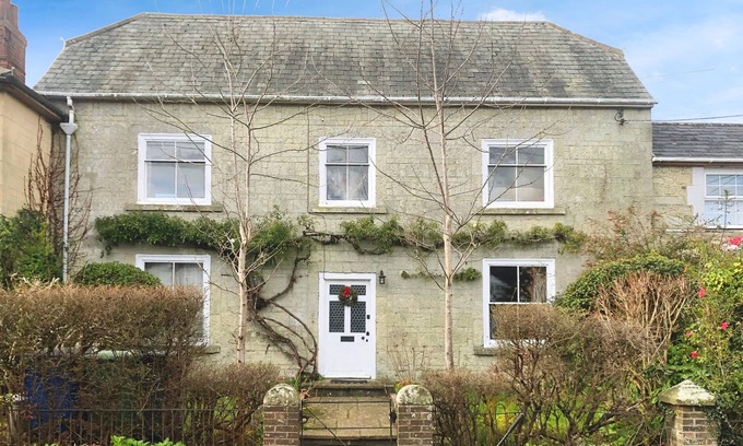 Ventnor Cabaña | Kildare - a house that sleeps 11 guests in 4 bedrooms