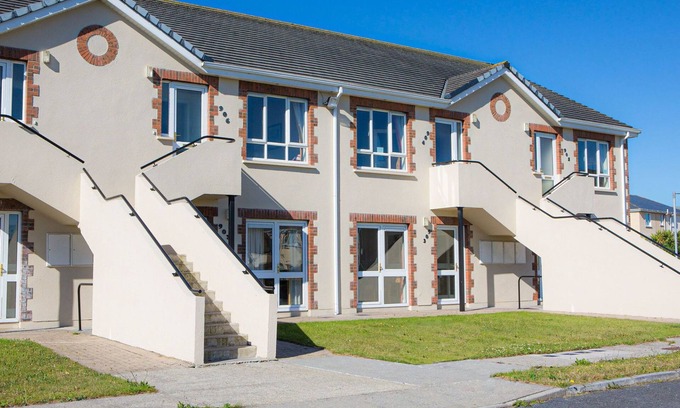 Kilkee Casa | Kilkee HH - GF (TR1) Type C - No 903 by Interhome