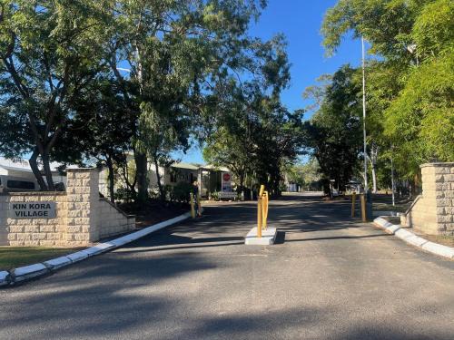 New Auckland Hotel | Kin Kora Village