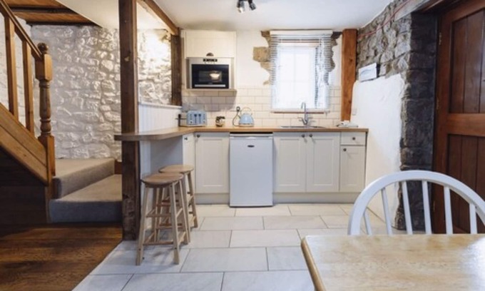 Reynoldston Hotel | King Arthur Hotel