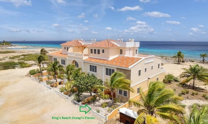 Belnem Condominio | King's Beach Ocean's Eleven, oceanfront 2 bed/2 bath