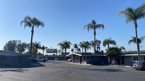 Kingsburg Hotel | King's Inn Motel