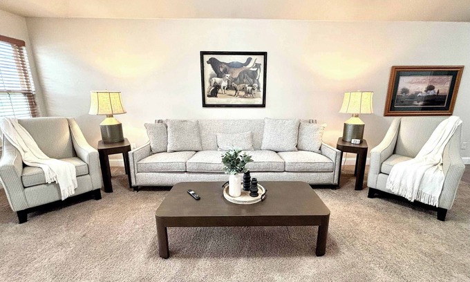 Lubbock Casa | King's Landing - 3BR/2BA - South Lubbock