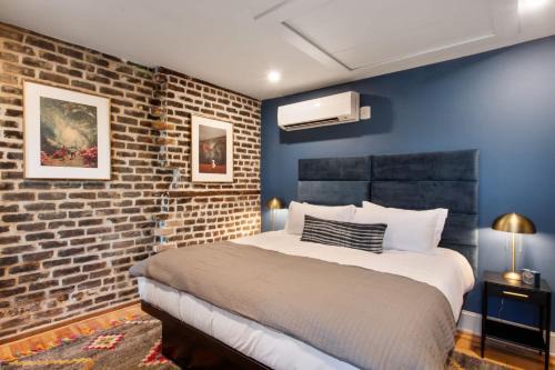 Historic District - North Casa | King Suite 4th Floor Downtown Hotel Boutique