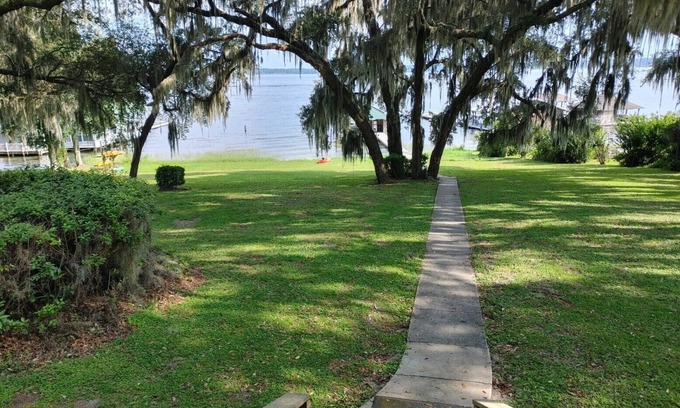 Starke Casa | Casa familiar en la increíble arena blanca Lago inferior