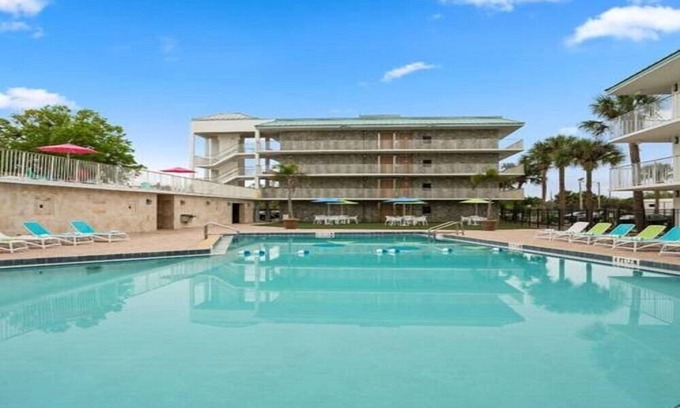 Historic Downtown Kissimmee Hotel | Kissimmee Inviting 2 DBL Beds Room Ideal for Weekend Getaway