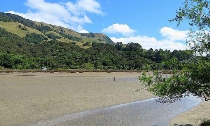 Collingwood Cabaña | Cabina Kokopu - Golden Bay Bach (Playa Pakawau)