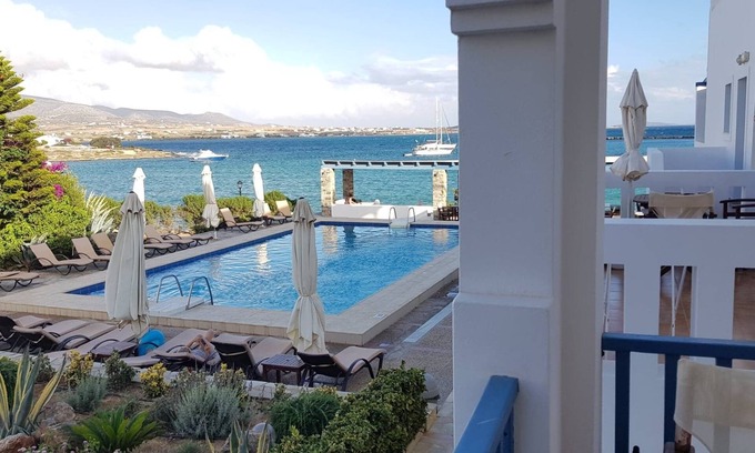 Antiparos Hotel | Kouros Village