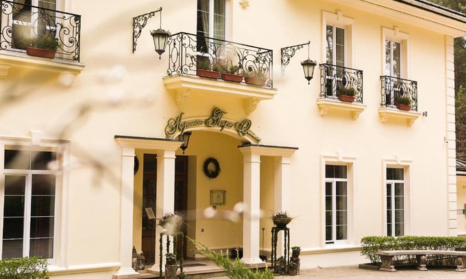 Grodna Hotel | Kronon Park Hotel