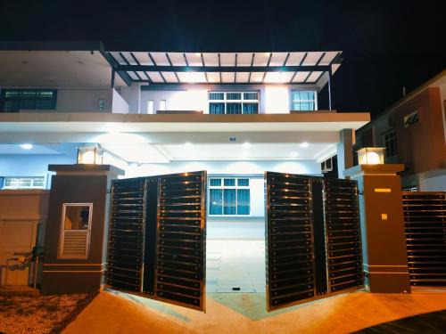 Daerah Kulai Villa | Kulai Tmn Putri Tmn Gunung Pulai Tmn Baiduri Tmn Kota Kulai Tmn Lagenda Kulai 3-5BR near Airport JPO IOI