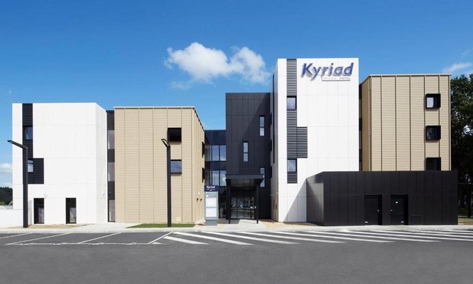 Pau Nord Hotel | Kyriad Prestige Pau – Palais des Sports