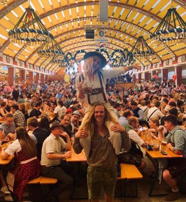 Thalkirchen Otro | Løst Souls Oktoberfest Campsite