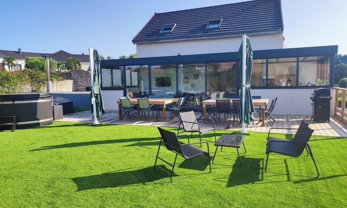 La Chapelle-Taillefert Casa | L'Emeraude Bain Nordique Piscine