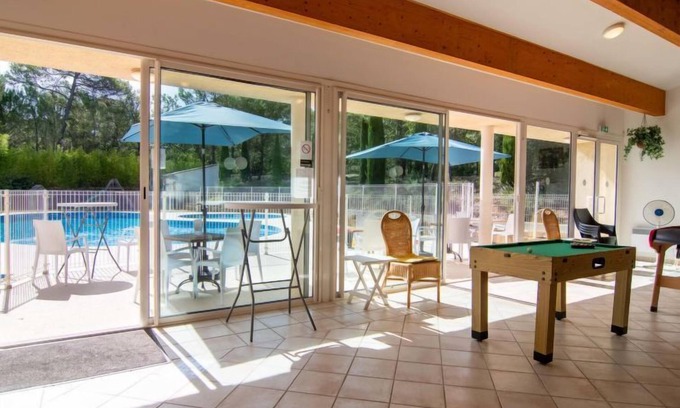 Nans-les-Pins Casa | L'espérance Villa 4A by Interhome