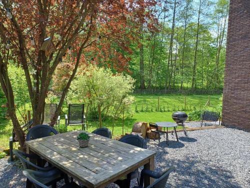 Beauraing Casa | L'Etable de Joseph- calme et rivière