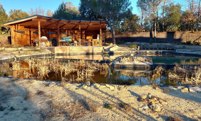Uchaux Casa | L'Etang des Cigales : Gite des Acacias