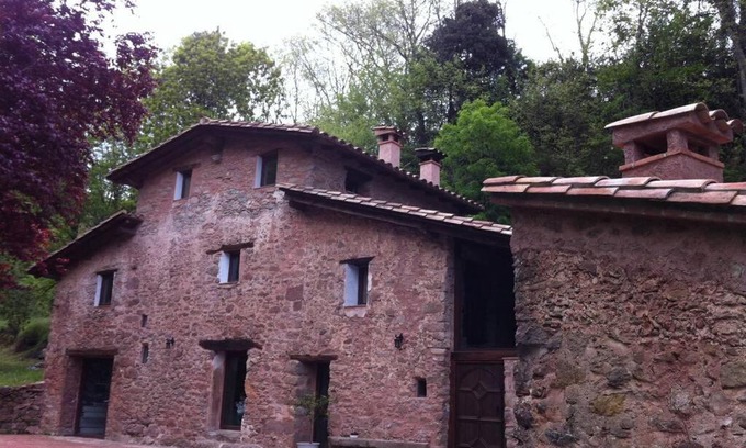 Riudaura Chalet De Esquí | La Badenca. Masia Catalana del S. XVII