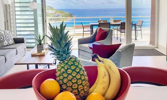 Indigo Bay Condominio | La Belle Bleue at Indo Bay, walkable beach, pool