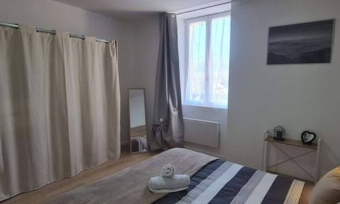 Hericourt Apartamento | La Campagne à la Ville, Calme Terrain Clos