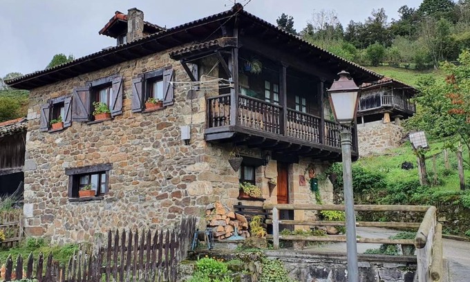 La Llana Casa | La Casa Rectoral de El Tozu