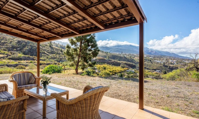 El Paso Chalet De Esquí | La Cebada by Huskalia