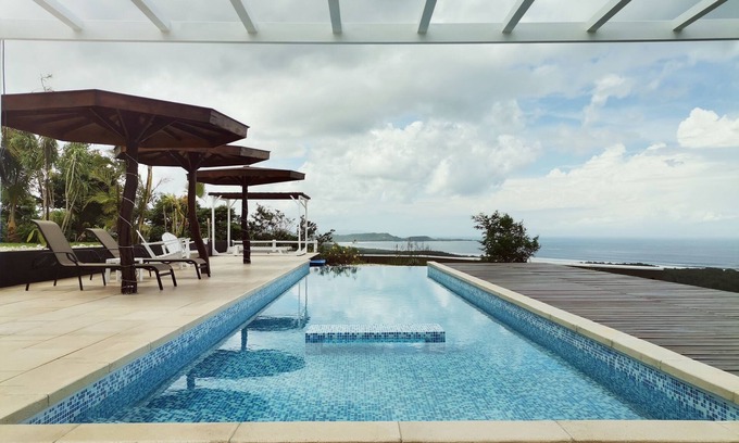 Javilla Hotel | La Colina Pura vista