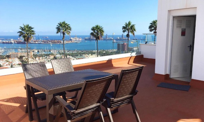 Las Palmas de Gran Canaria Villa | La Cornisa Villa by WaveProperties