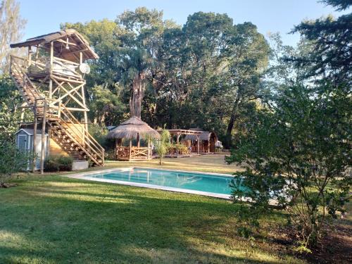 Barrio Los Pinos Casa | La Encantada