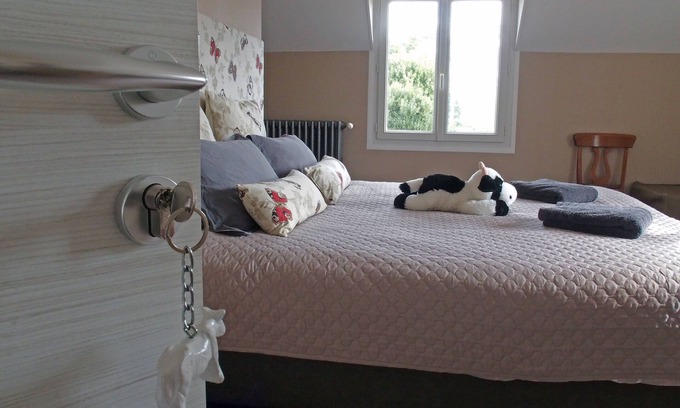 Evry Otro | Vache, baignoire, étage-Habitacion Doble-Baño privado-Vista al Jardín