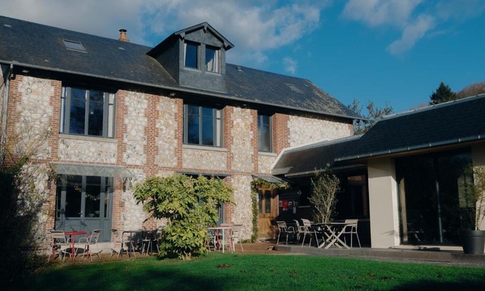 La Riviere-Saint-Sauveur Hotel | La Fraîchette-Hôtel & Spa
