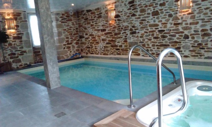 Chataigneraie Cantalienne Casa | la Maison d'Odette et Daniel