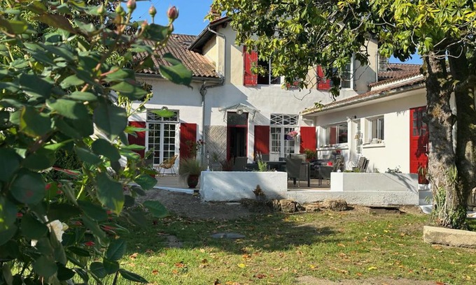 Mont-de-Marsan Cama Y Desayuno | La Maison Florence