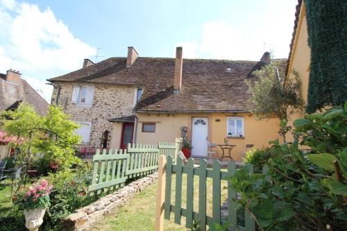 Saint-Germain-les-Belles Casa | La maison de marie