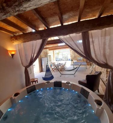 Sainte-Valiere Casa | La maison SPA, PISCINE et CLIMATISATION