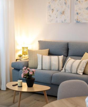 El Porvenir Apartamento | La Ofi home Sevilla