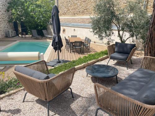Montseret Casa | La Petite Ecurie