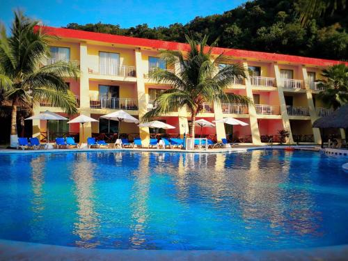 Cuastecomates Hotel | La Quinta Gran Bahía, Cuastecomates - Todo Incluido