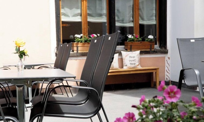 Lenz Apartamento | La Tgoma Apt. 104 by Interhome