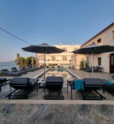 Milos Hotel | La vie luxury suites