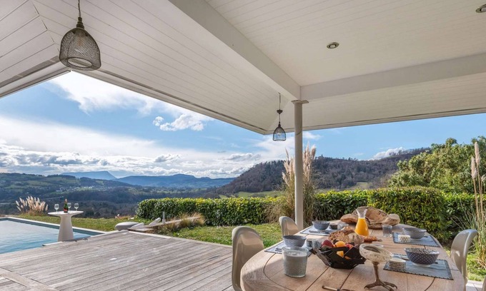 Chapeiry Casa | Lake Annecy – Peaceful villa between lake et mountains