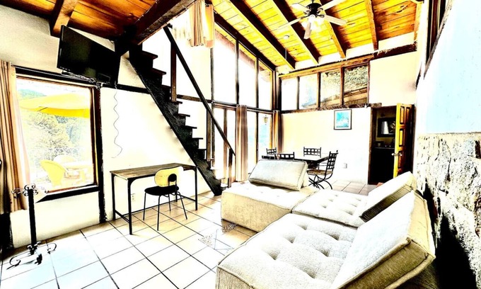 Valle de Bravo Cabina | Cabaña Vista al Lago, Alberca Climatizada y Rio 3