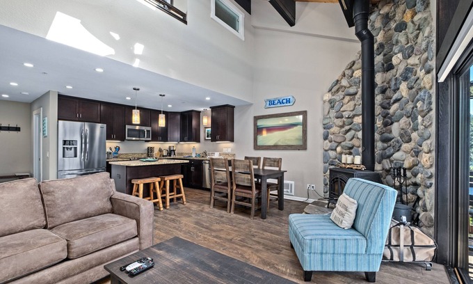 Truckee Condominio | Donner Vista en el lago Donner