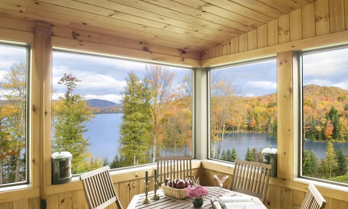 Hyde Park Casa | Lakefront Estate 2BR Guest House, close to Stowe!