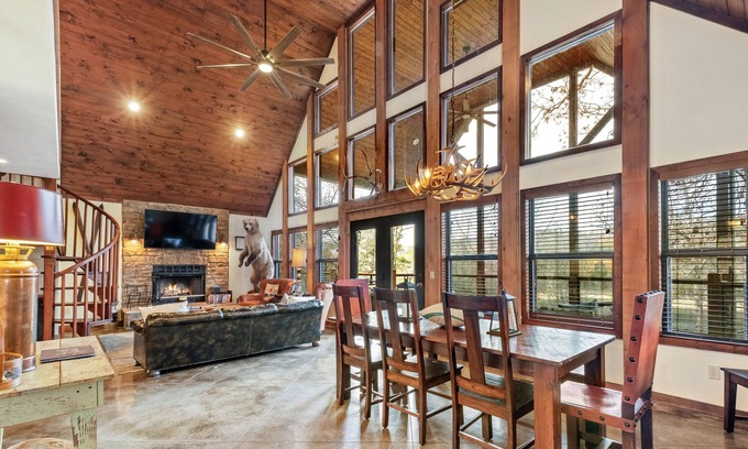 Rambo Riviera Casa | Lakefront, Lakeviews Cedar Cabin in Rope Swing Cove- "Bear Den"!