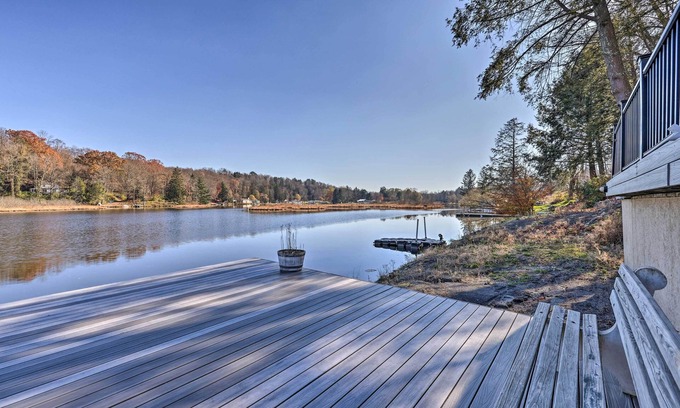 Kingsley Casa | Lakefront Poconos Escape w/ Dock, Decks & Grill!